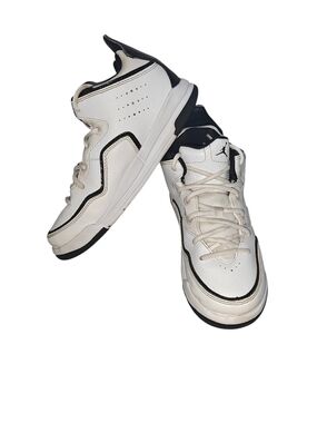 Nike Jordan Courtside 23 Sneakers White and Black Size 1Y
